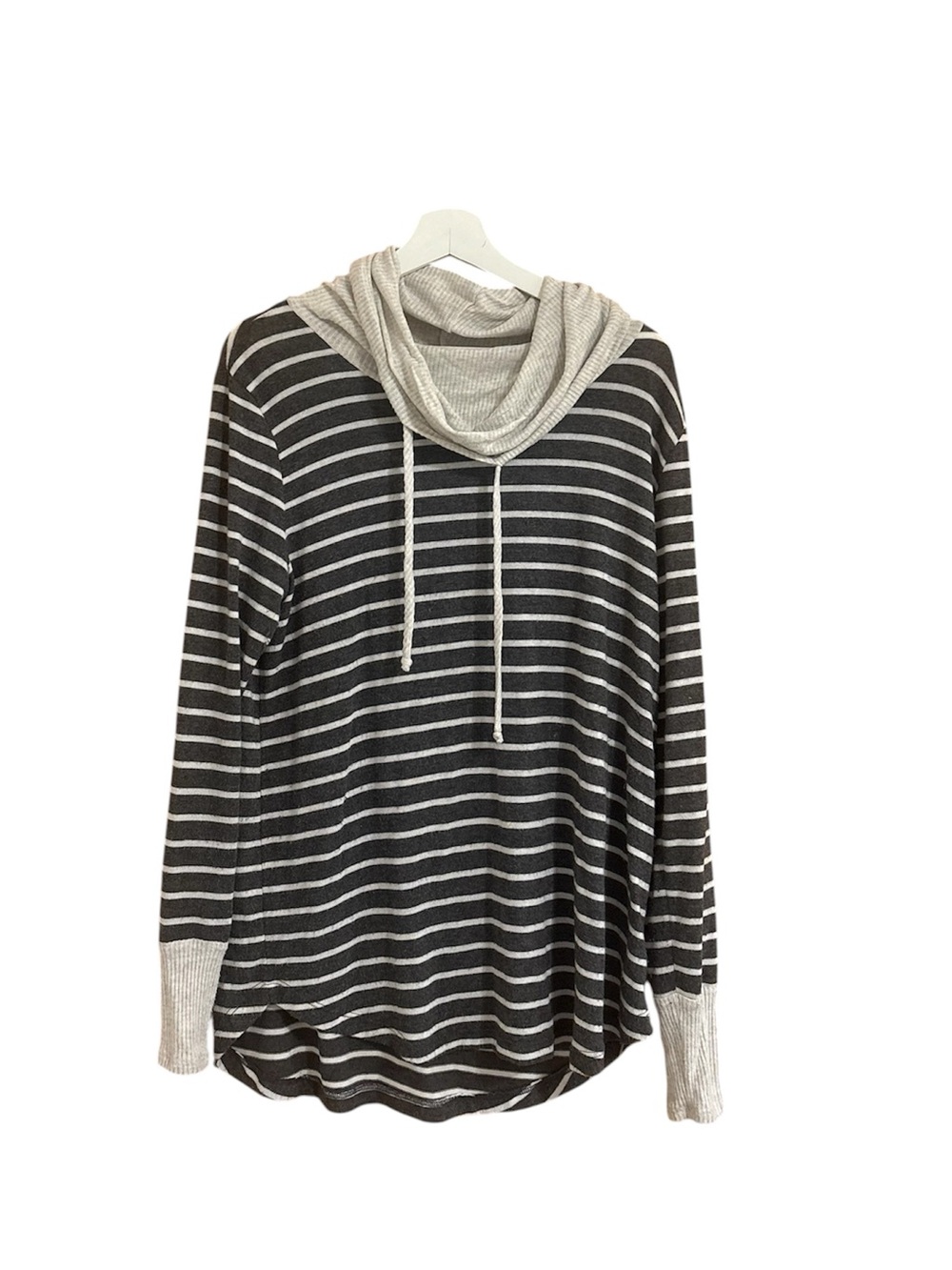 Nordstrom Size Large Grey and White Cowl Neck Long-Sleeve Shirt